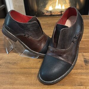 BED|STU Women's Black and Brown Flats